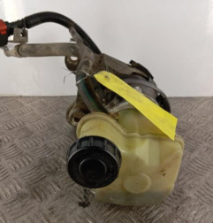 Pompe de direction RENAULT CLIO 2 Photo n°1