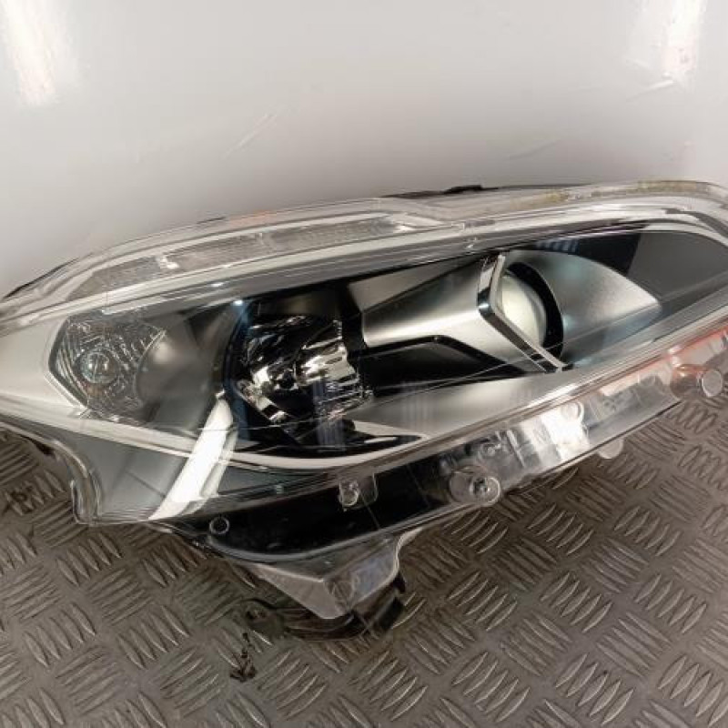 Optique avant principal droit (feux)(phare) PEUGEOT 208 1