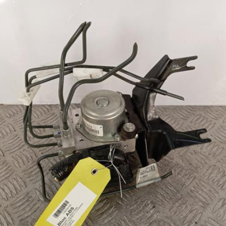 Bloc ABS (freins anti-blocage) NISSAN JUKE 1 Photo n°1