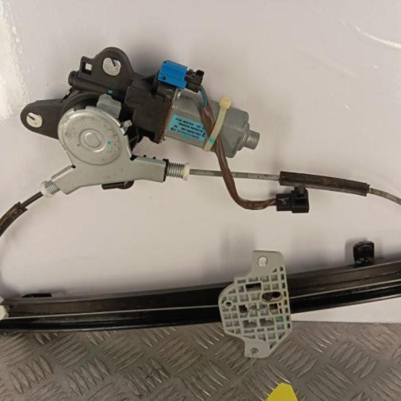 Leve vitre electrique avant droit CHEVROLET SPARK