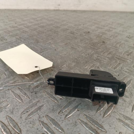 Interrupteur de leve vitre avant droit MAZDA 2 2