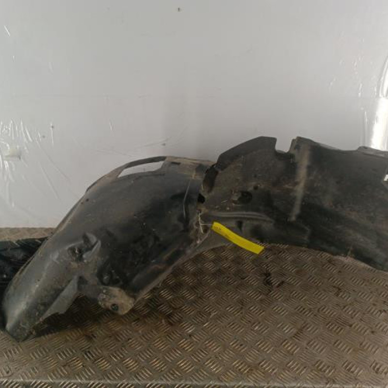 Pare boue avant droit BMW SERIE 3 E90