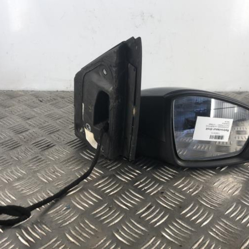 Retroviseur droit VOLKSWAGEN POLO 5