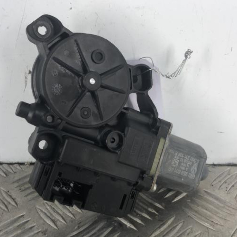 Moteur leve vitre avant gauche VOLKSWAGEN POLO 5