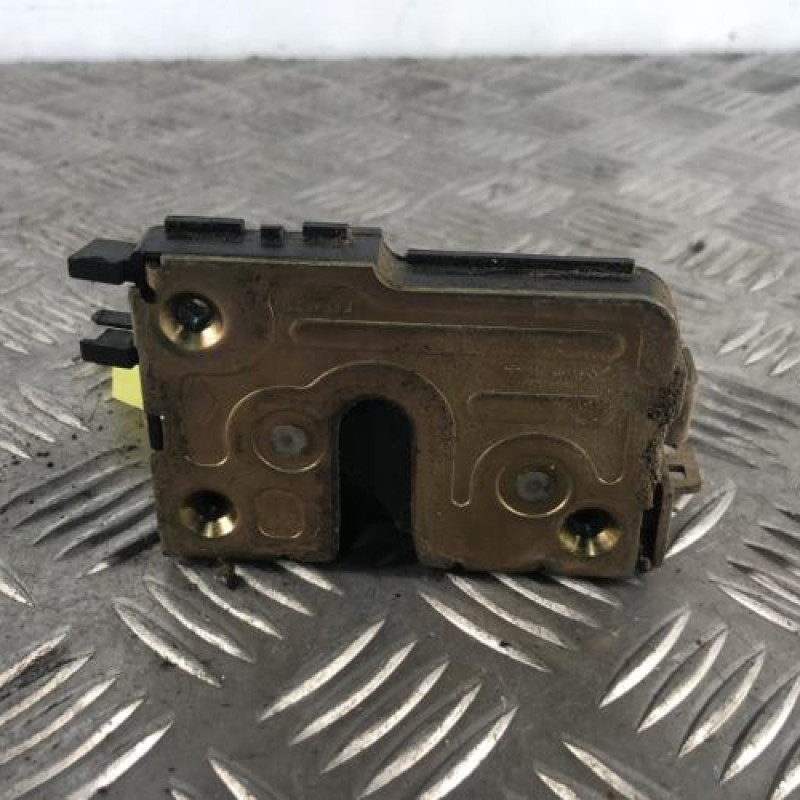 Serrure avant gauche RENAULT EXPRESS