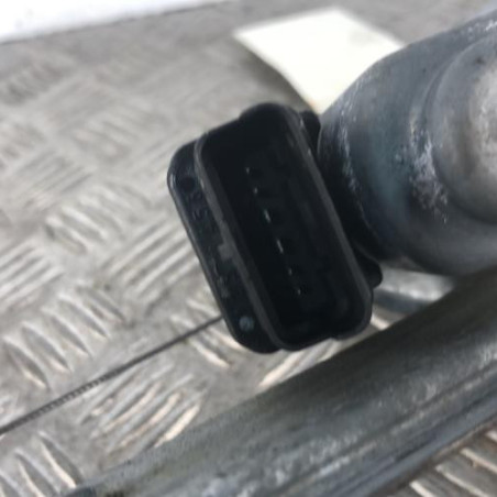 Leve vitre electrique avant droit RENAULT GRAND SCENIC 2