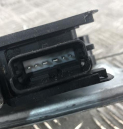 Leve vitre electrique arriere gauche PEUGEOT 208 1 Photo n°3