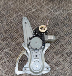 Leve vitre electrique arriere gauche TOYOTA AURIS 2 Photo n°1