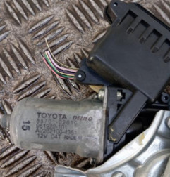 Leve vitre electrique arriere gauche TOYOTA AURIS 2 Photo n°4