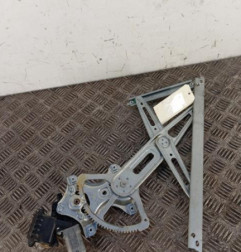 Leve vitre electrique avant droit TOYOTA AURIS 2 Photo n°3