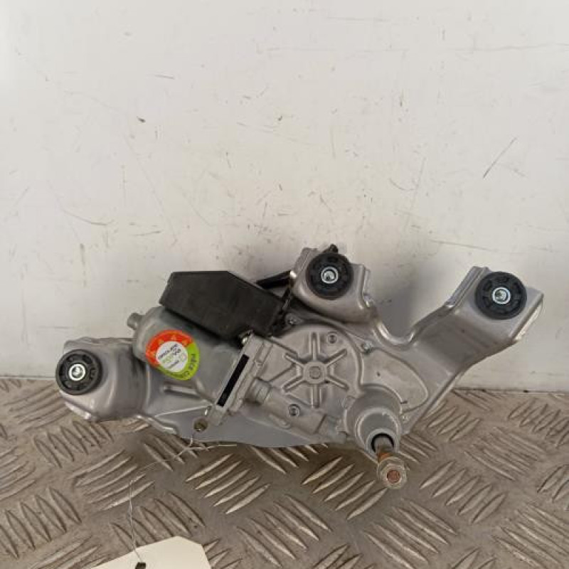 Moteur essuie glace arriere TOYOTA AURIS 2