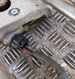 Moteur essuie glace avant TOYOTA AURIS 2 Photo n°3