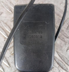 Attache ceinture arriere droit PEUGEOT 3008 1 Photo n°3