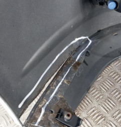 Pare choc avant TOYOTA AVENSIS 2 Photo n°7