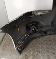 Pare choc avant TOYOTA AVENSIS 2 Photo n°8