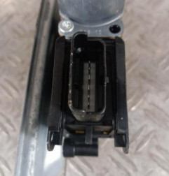 Leve vitre electrique arriere gauche PEUGEOT 208 1 Photo n°3