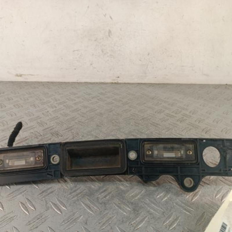 Poignee hayon VOLKSWAGEN TOURAN 1