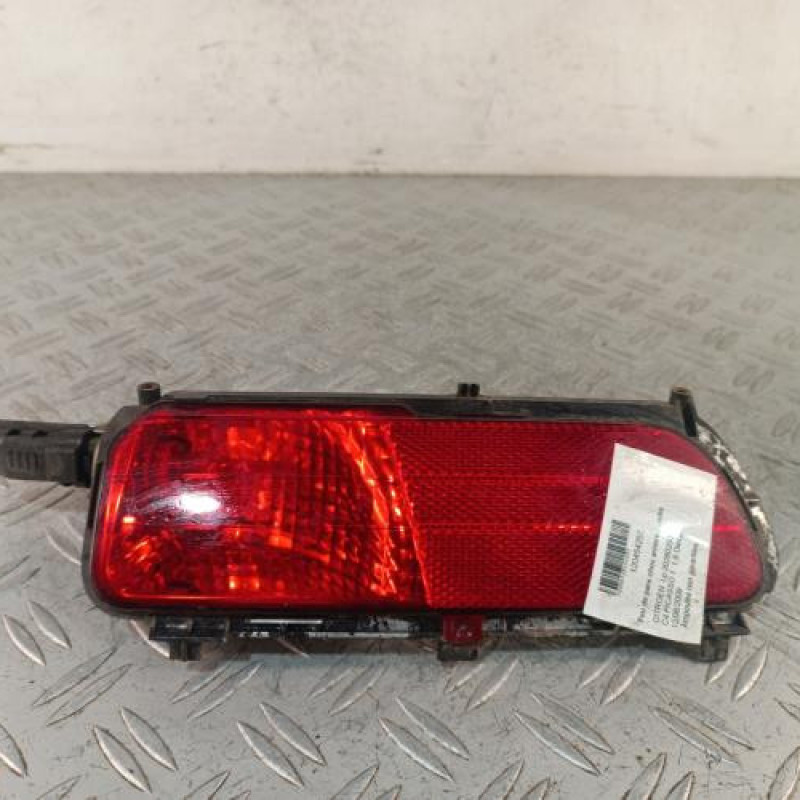 Feu de pare choc arriere gauche CITROEN C4 PICASSO 1 Feu de pare choc arriere gauche CITROEN C4 PICASSO 1