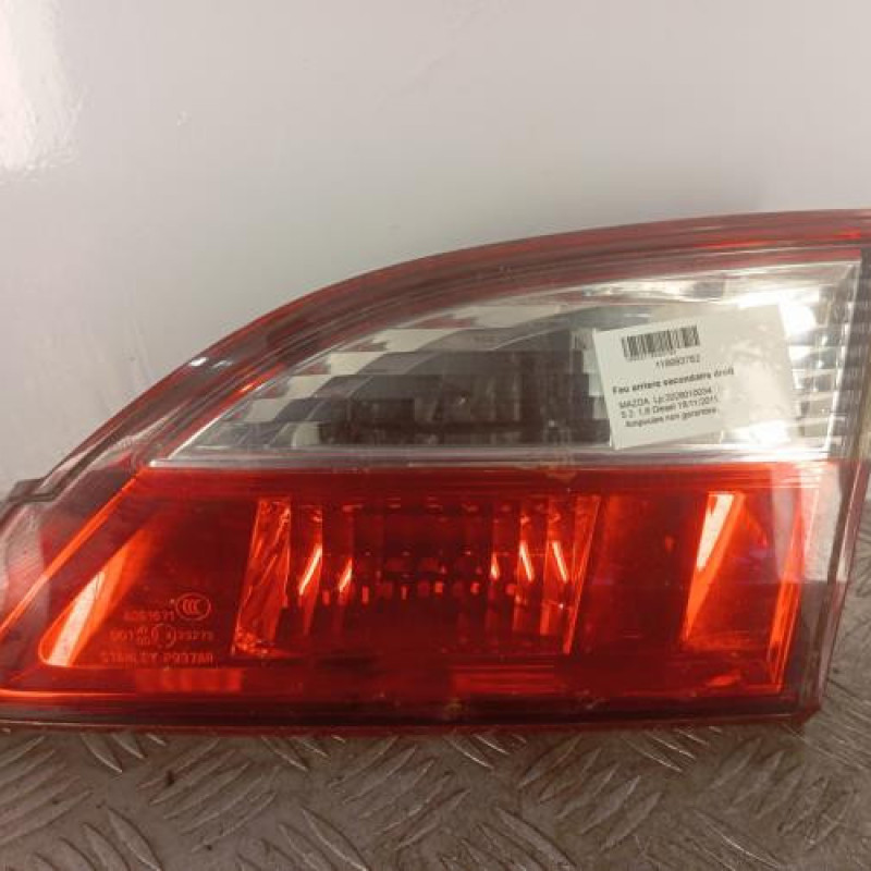 Feu arriere secondaire droit (feux) MAZDA 5 2