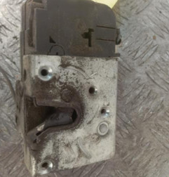 Serrure avant droit PEUGEOT 206+