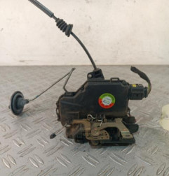 Serrure avant droit VOLKSWAGEN GOLF 4 Photo n°1