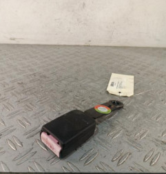 Attache ceinture avant gauche PEUGEOT 206 Photo n°1