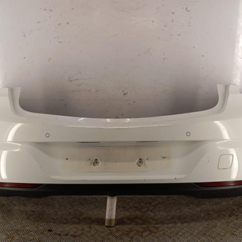 Pare choc arriere OPEL ASTRA K