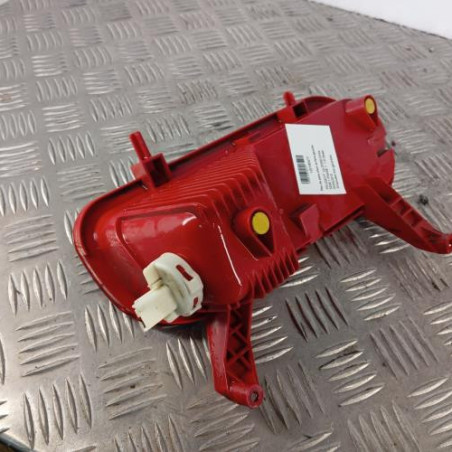 Feu de pare choc arriere gauche PEUGEOT 5008 1