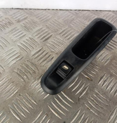 Interrupteur de leve vitre arriere gauche PEUGEOT 5008 1 Photo n°1