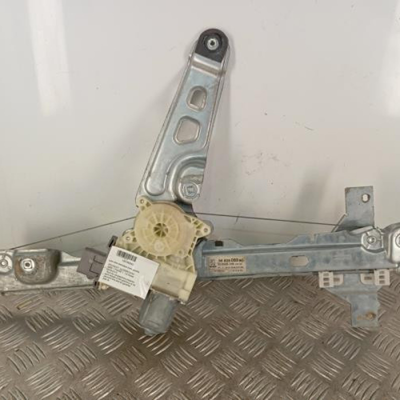 Leve vitre electrique avant gauche PEUGEOT 5008 1