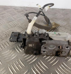 Serrure arriere gauche PEUGEOT 5008 1