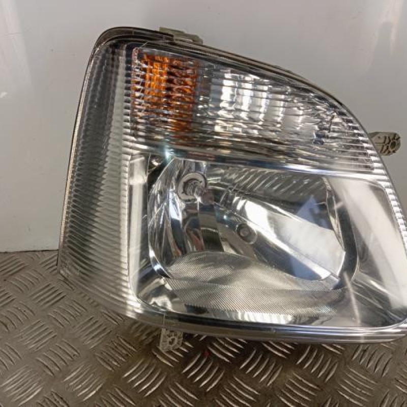 Optique avant principal droit (feux)(phare) OPEL AGILA A