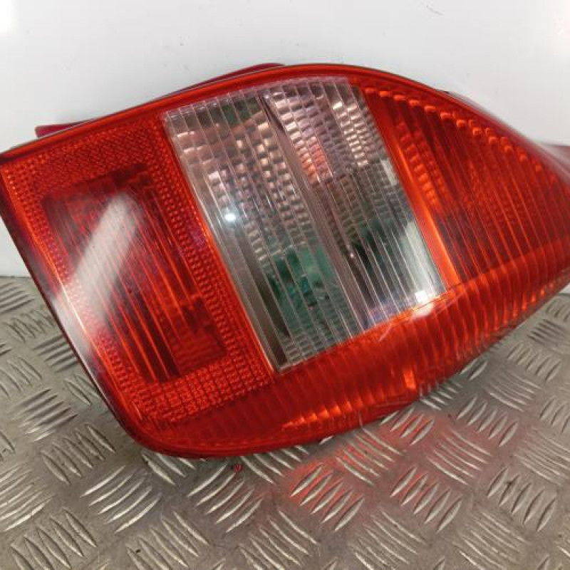 Feu arriere principal droit (feux) CITROEN C2