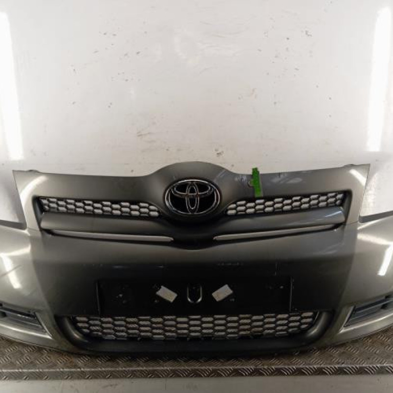 Pare choc avant TOYOTA COROLLA VERSO 2