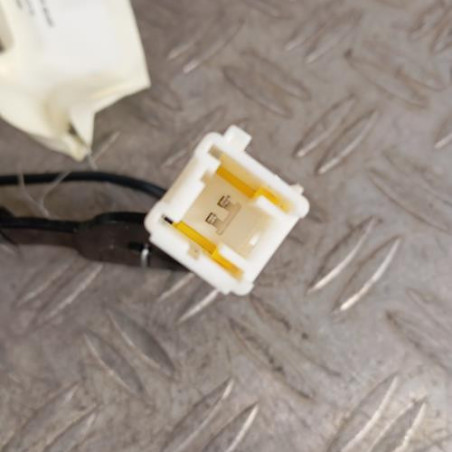 Attache ceinture avant droit PEUGEOT 508 1