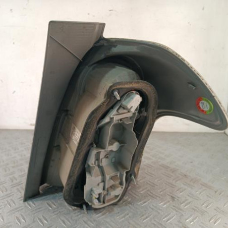 Feu arriere principal gauche (feux) TOYOTA COROLLA VERSO 2