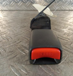 Attache ceinture arriere droit RENAULT CAPTUR 1 Photo n°1