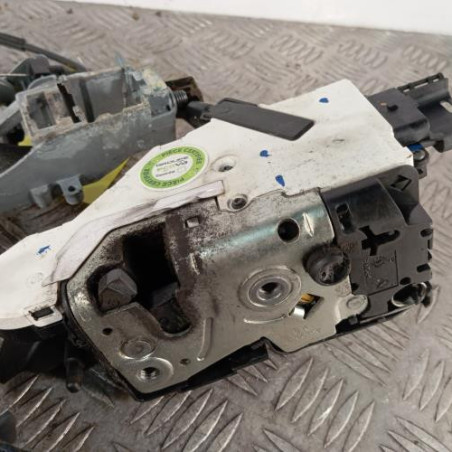 Serrure avant gauche PEUGEOT 207