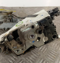 Serrure avant gauche PEUGEOT 207