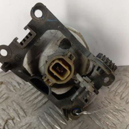 Anti brouillard gauche (feux) PEUGEOT 5008 1