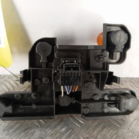 Platine feu arriere gauche RENAULT MEGANE 1