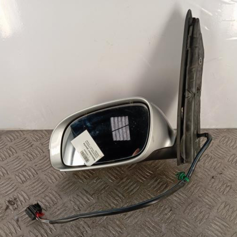 Retroviseur gauche VOLKSWAGEN TOURAN 1