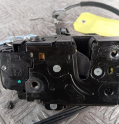 Serrure arriere gauche VOLKSWAGEN TOURAN 1