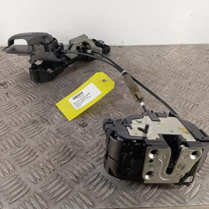 Serrure arriere droit NISSAN MICRA 3 Serrure arriere droit NISSAN MICRA 3