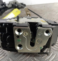 Serrure arriere droit NISSAN MICRA 3