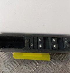 Interrupteur de leve vitre avant gauche PEUGEOT 5008 1 Photo n°1