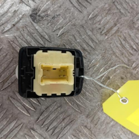 Interrupteur de leve vitre avant gauche DACIA SANDERO 2