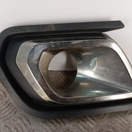 Enjoliveur anti brouillard DACIA SANDERO 2 Photo n°1