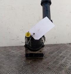 Pompe de direction PEUGEOT 3008 1