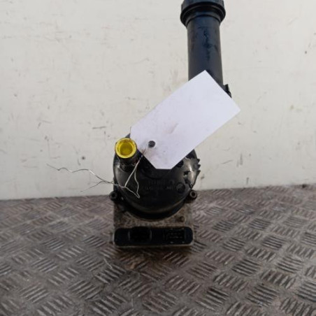 Pompe de direction PEUGEOT 3008 1